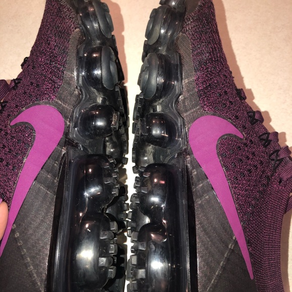 COPY - Nike Vapormax size 7 - Picture 3 of 10